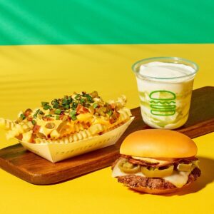 Shake Shack、ハラペーニョチェダーバーガーとアボカドシェイクを期間限定で発売開始