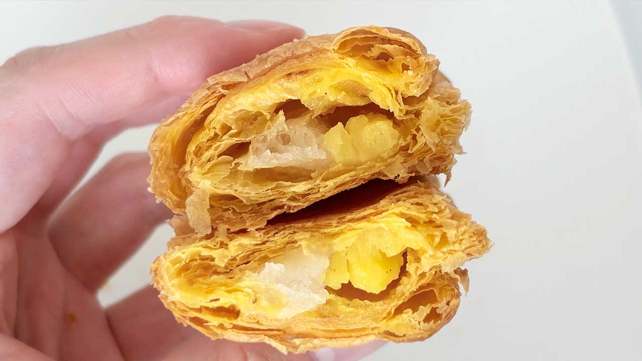 ケンタッキーフライドチキン「おもちと濃厚カスタードの月見パイ」
