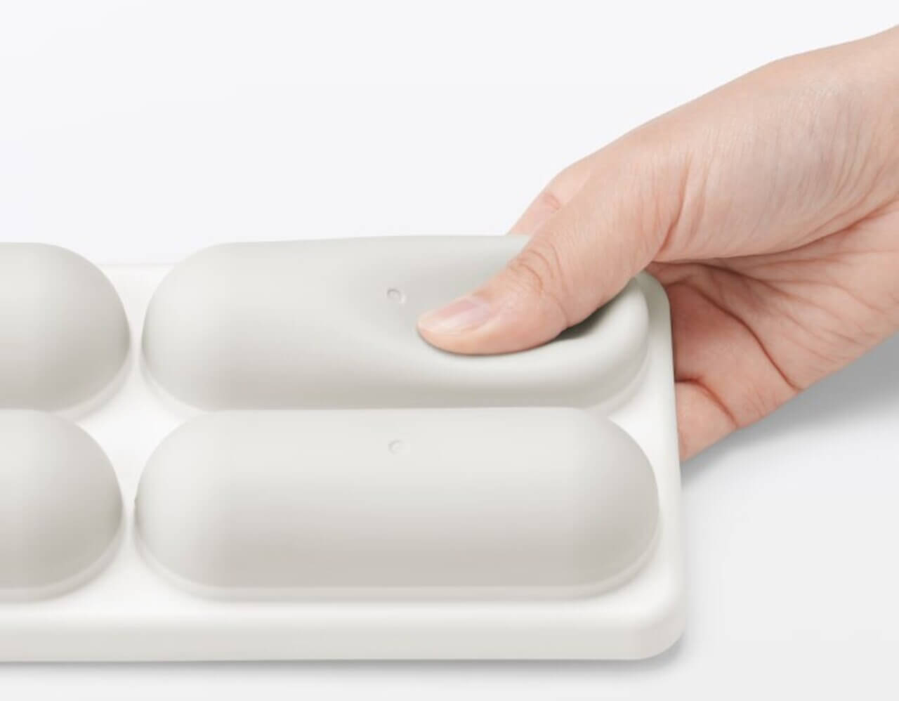 スクリーンショット 2026-08-14 152458 Gourmet Biz-グルメビズ- 無印良品 取り出しやすい 製氷器 スティックタイプ
