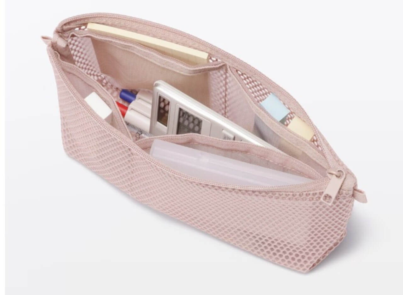 無印良品 立体メッシュ　ペンケース　マチ付き