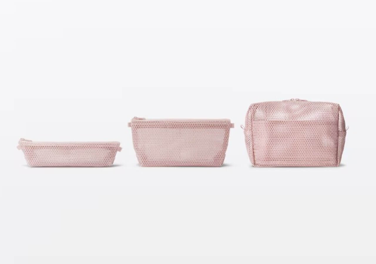 無印良品 立体メッシュ　ペンケース　マチ付き