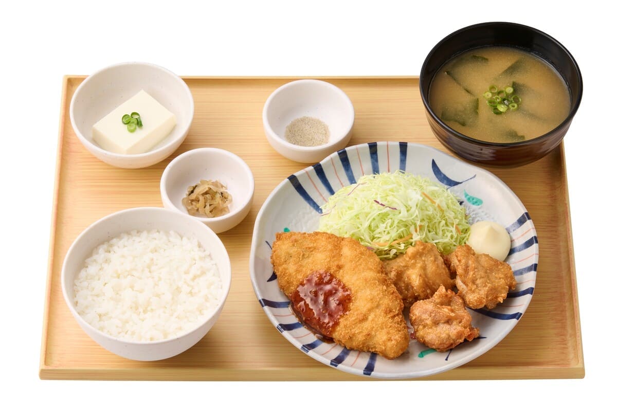 26092917 Gourmet Biz-グルメビズ- サバの塩焼としょうが焼の定食